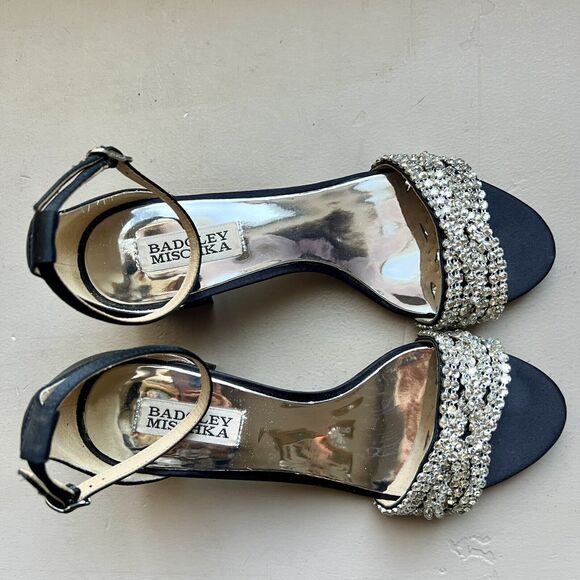 Badgley Mischka Black Fabric w/ Crystal Embellishments & Block Heel Sandals US 7 - Picture 6 of 16